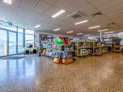 buying-power-meets-customer-loyalty-at-geelong-farm-and-pet-2