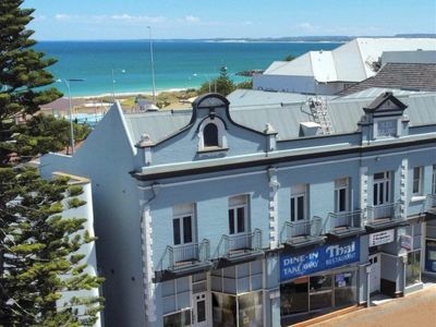 backpacker-business-geraldton-freehold-also-available-1