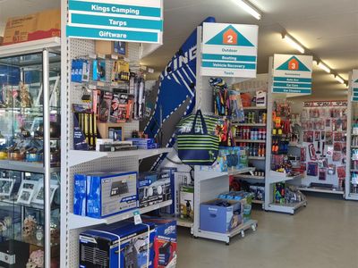 thriving-hardware-store-mid-north-wa-coastal-town-4
