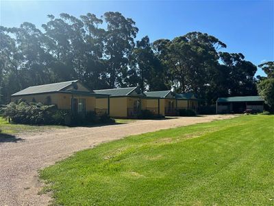 pub-restaurant-accommodation-east-gippsland-freehold-8