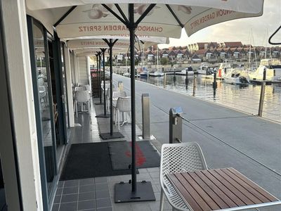 cafe-highly-profitable-location-4