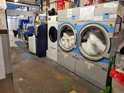 hospitality-laundry-service-torquay-dry-cleaners-1