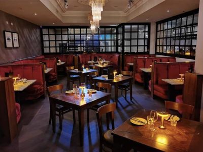 for-sale-or-lease-iconic-restaurant-amp-late-night-venue-1