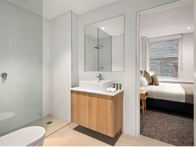 invest-in-the-cbd-thriving-corporate-hub-quest-on-william-8