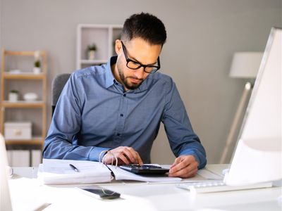 white-collar-admin-business-for-sale-bringing-in-4k-week-0