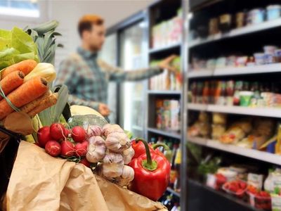 suburban-iga-community-and-convenience-store-revenue-1m-0