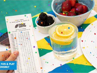 busy-shopping-centre-lotto-and-tobacconist-6