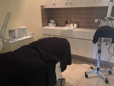 thriving-beauty-therapy-salon-business-6