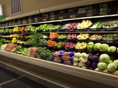 suburban-iga-community-and-convenience-store-revenue-1m-2