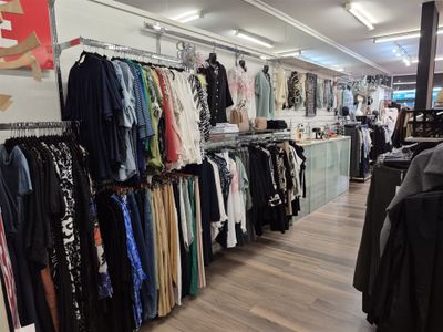 womens-clothing-store-strong-repeat-sales-devonport-1