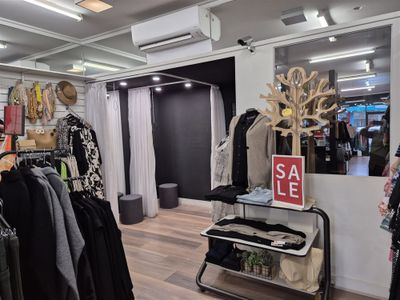 stylish-fashion-boutique-turnkey-store-devonport-2