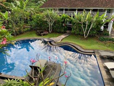 paradise-awaits-small-eco-resort-indonesiaa-0