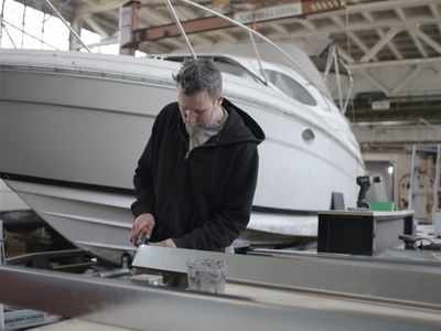 northwest-batteries-and-parts-highly-profitable-0