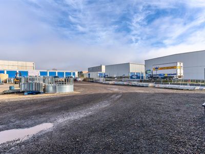 buying-power-meets-customer-loyalty-at-geelong-farm-and-pet-8