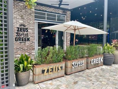 zeus-street-greek-carousel-under-management-4