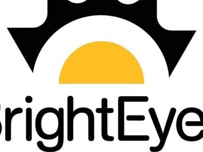 long-standing-successful-sunglass-retailer-5