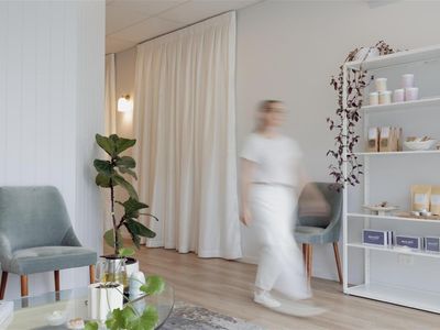 established-low-risk-holistic-amp-allied-health-clinic-4