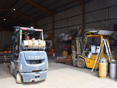 large-scale-sandblasting-facility-with-freehold-4
