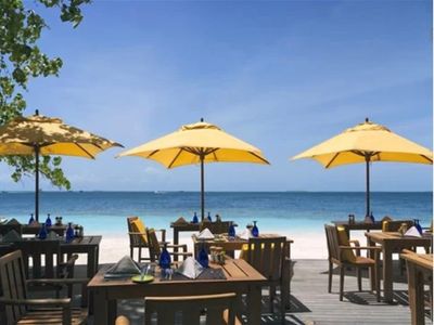 hospitality-lease-for-sale-in-paradise-beachside-bar-grill-3