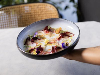 asian-style-restaurant-high-end-very-well-known-1