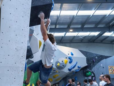 indoor-climbing-gym-full-business-or-asset-opportunity-3