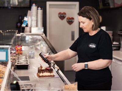 devonport-cold-rock-ice-creamery-available-now-2