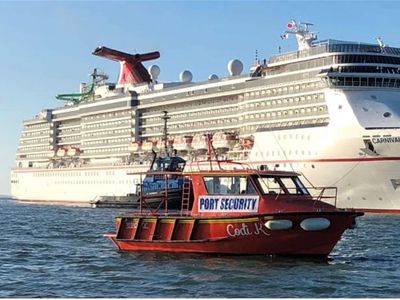 port-of-gladstone-marine-logistics-and-line-boat-operator-2
