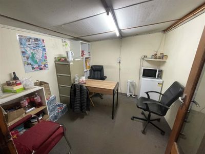 easy-to-run-petrol-station-with-untapped-revenue-streams-7