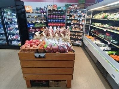 country-iga-supermarket-amp-bottleshop-1