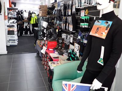 andy-strapz-iconic-australian-motorcycle-accessory-brand-1