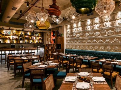amazing-restaurant-bar-amp-functions-venue-eastern-suburbs-1