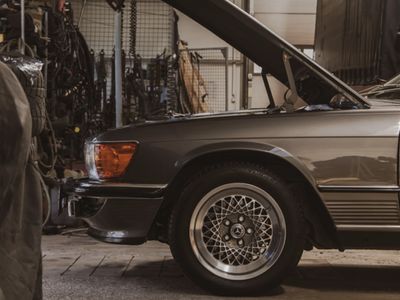 thriving-auto-workshop-40-years-of-success-toms-mufflers-3
