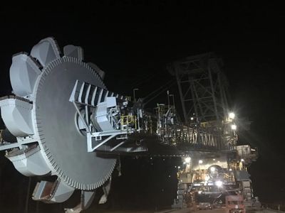 specialised-industrial-services-strong-forward-work-2