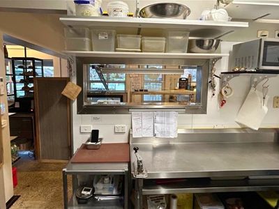 fully-equipped-north-shore-caf-233-ready-to-relaunch-7