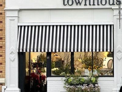 townhouse-flowers-boutique-florist-amp-gift-business-1