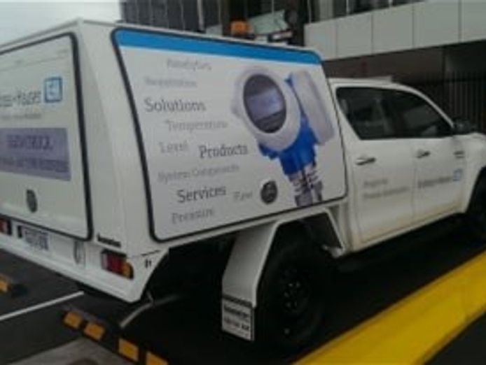 premium-signage-amp-graphic-design-business-2