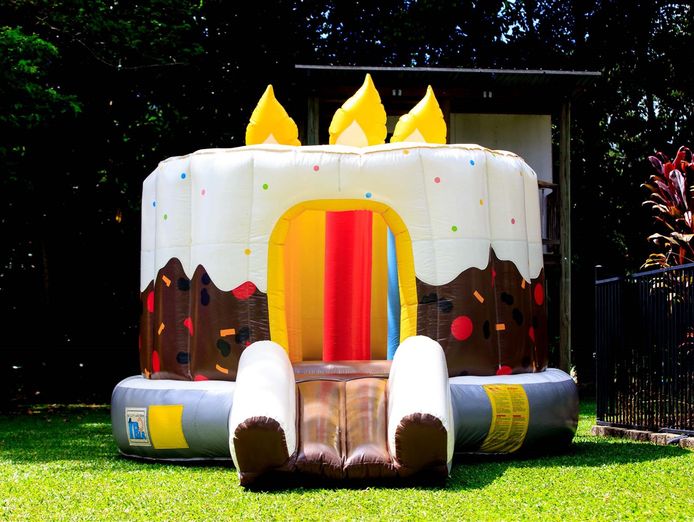 jumping-jims-castle-hire-2