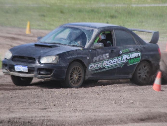 hot-laps-driving-experience-business-4