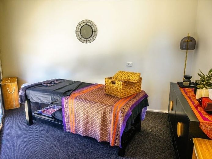 torquay-39-s-thai-and-remedial-massage-7