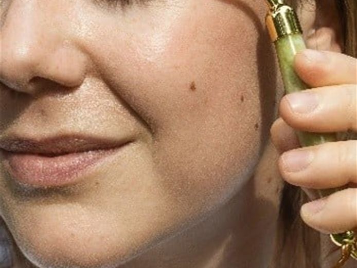 high-quality-retail-organics-supplies-busy-location-1