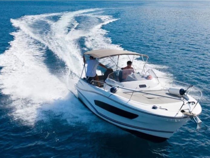 premier-marine-business-in-the-whitsundays-7