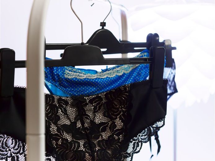 coming-soon-online-e-commerce-store-intimate-apparel-1