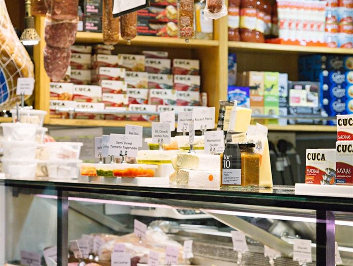 established-delicatessen-at-queen-victoria-market-5