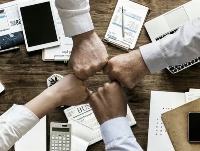 business-sales-and-consulting-business-0