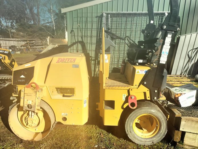 established-earthmoving-business-steady-annual-revenue-4