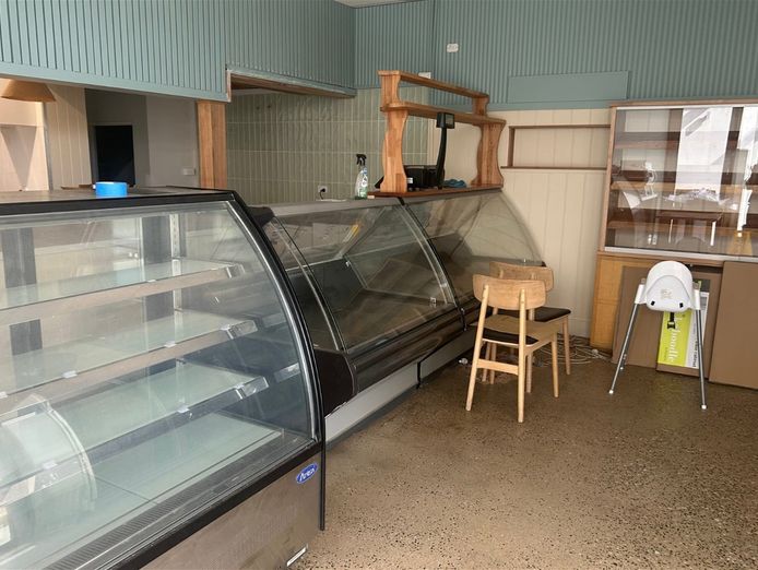 anglesea-food-hub-turnkey-coastal-setup-3
