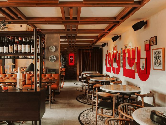 lucy-luu-asian-style-restaurant-amp-bar-high-end-0