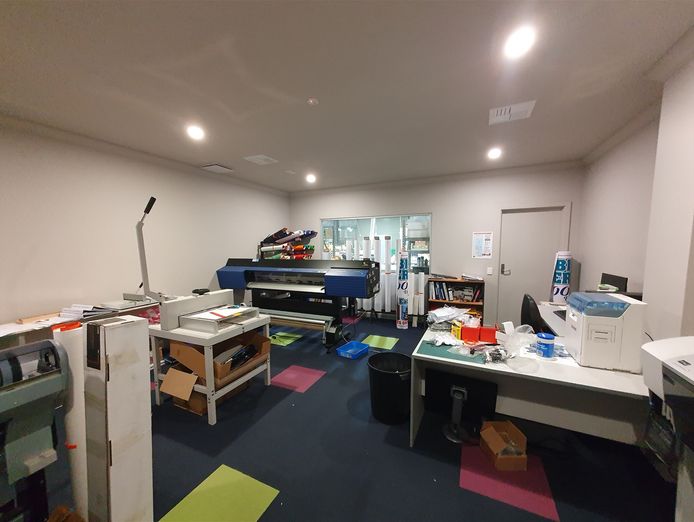 premier-printing-and-uniform-supply-business-2