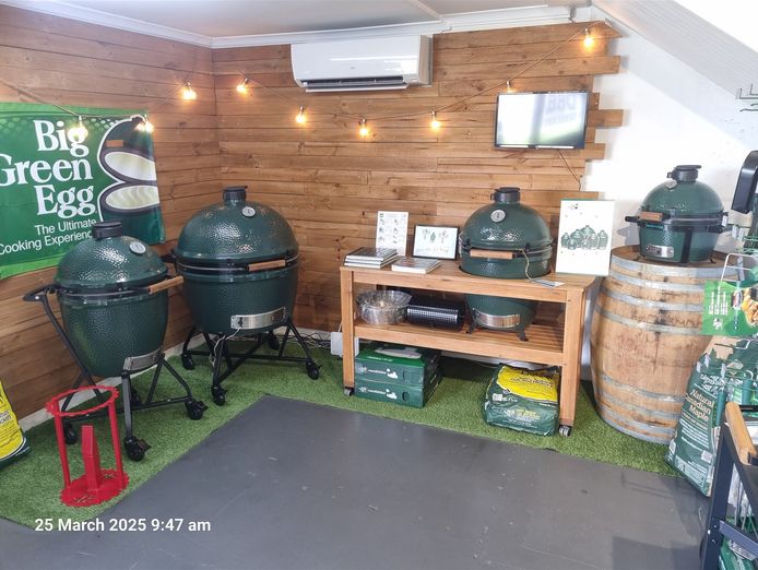 locally-owned-and-operated-cairns-bbq-company-store-for-sale-1