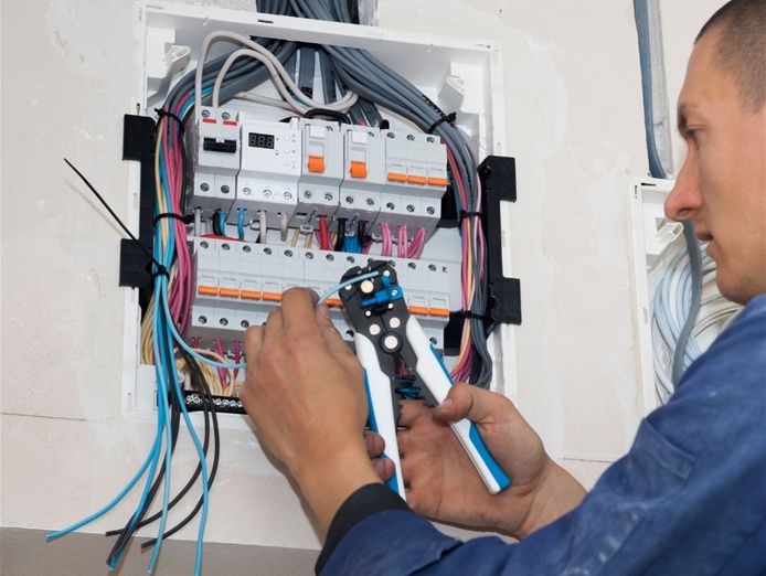 electrical-contracting-business-0